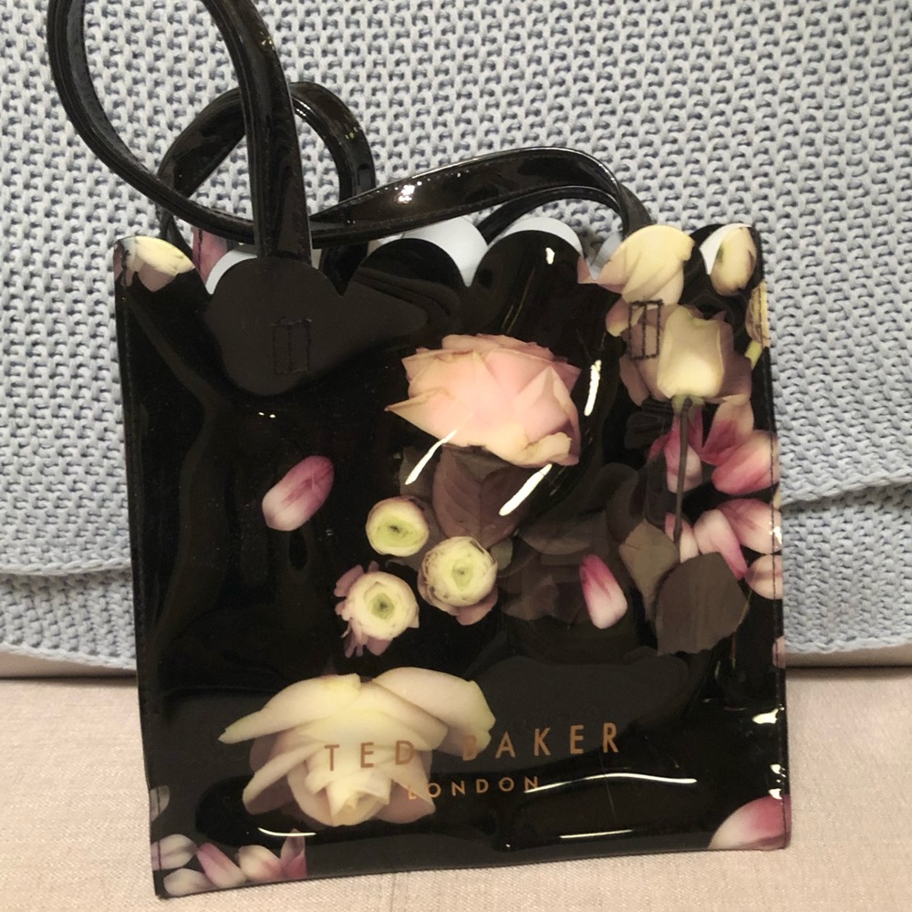 Ted Baker plastic bag ✨
